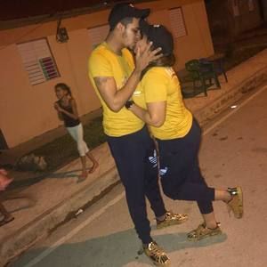 Meet your Posher, Robin